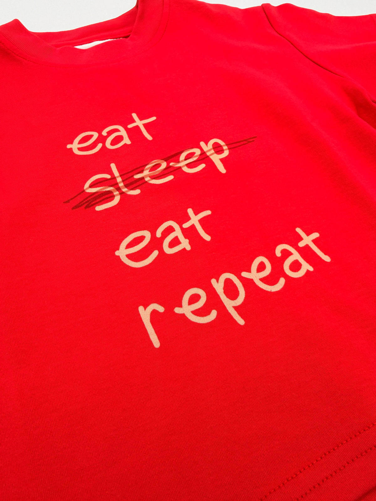 Eat Eat Repeat Oversized T-Shirt 2.0 - Red