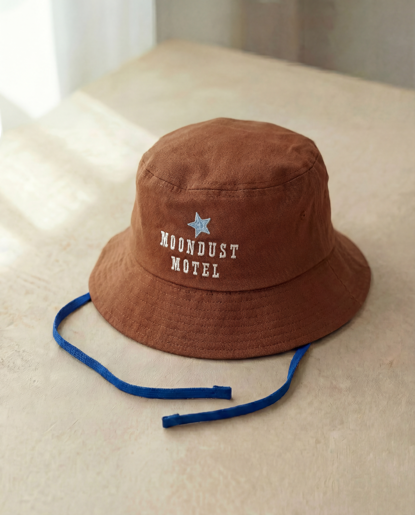 Kids bucket hat brown